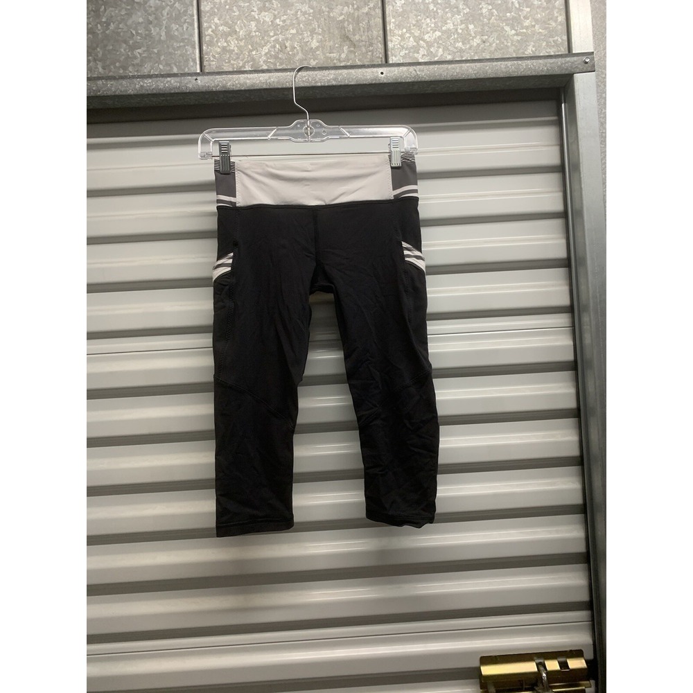 Lululemon Crop Leggings Athletic Capri Black Gray - No Size Circle